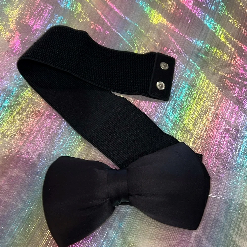 NWOT Children’s Bow tie Belt